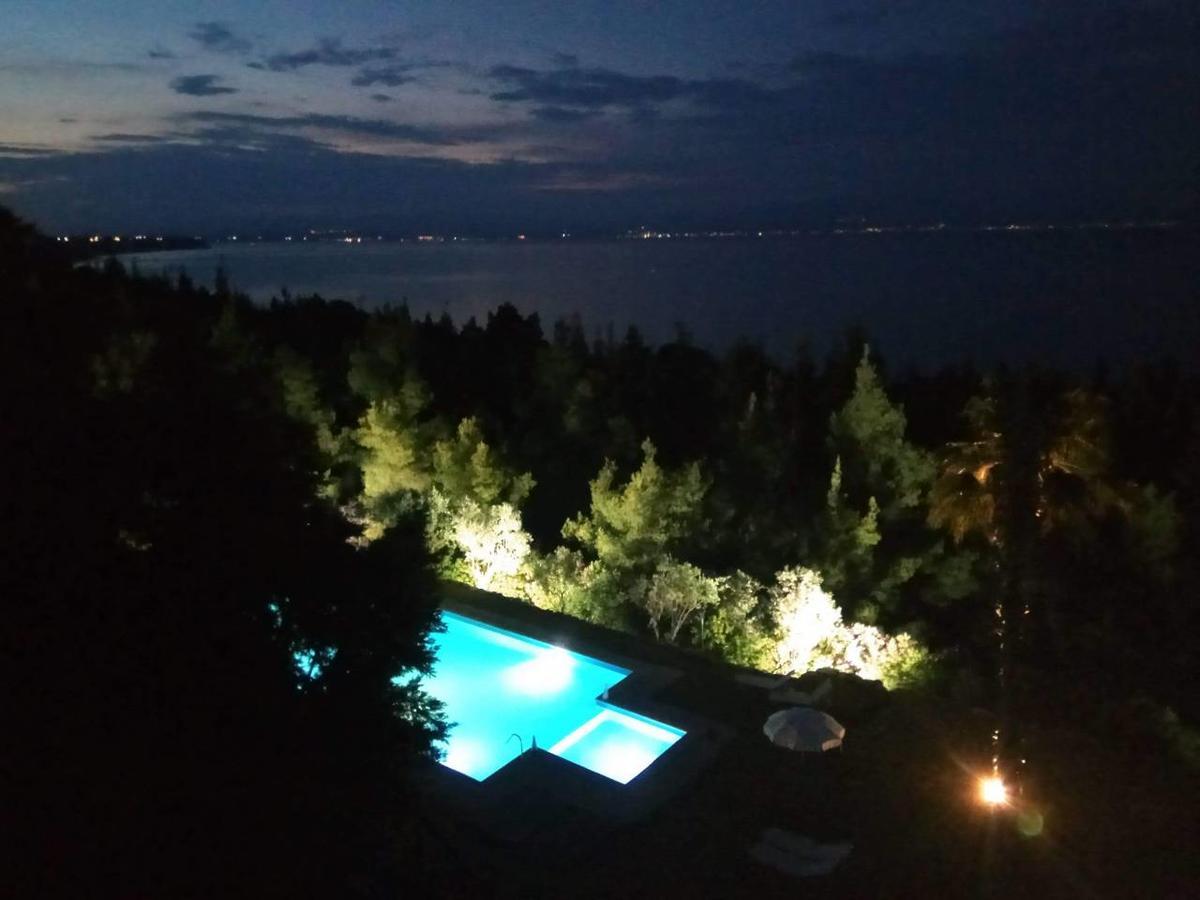 Paressa Villas Néa Fókaia Bagian luar foto